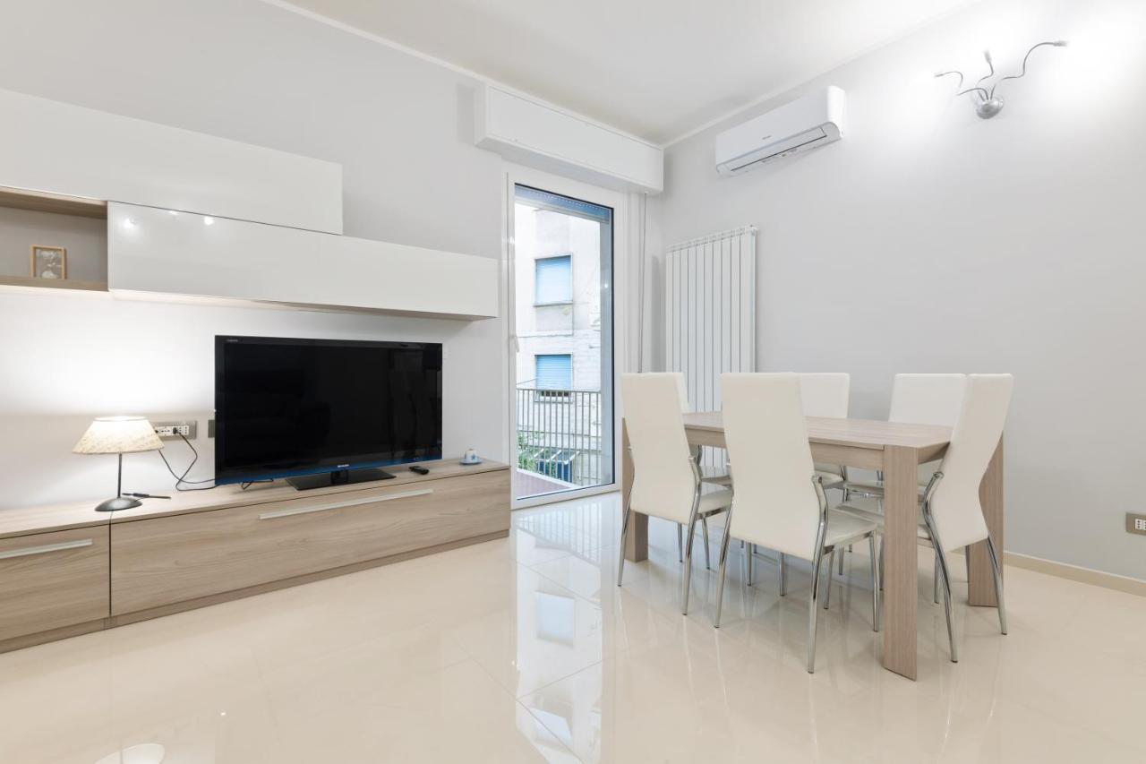 Modern Flat 250 Mt From The Sea - Albissola Marina Apartamento Exterior foto